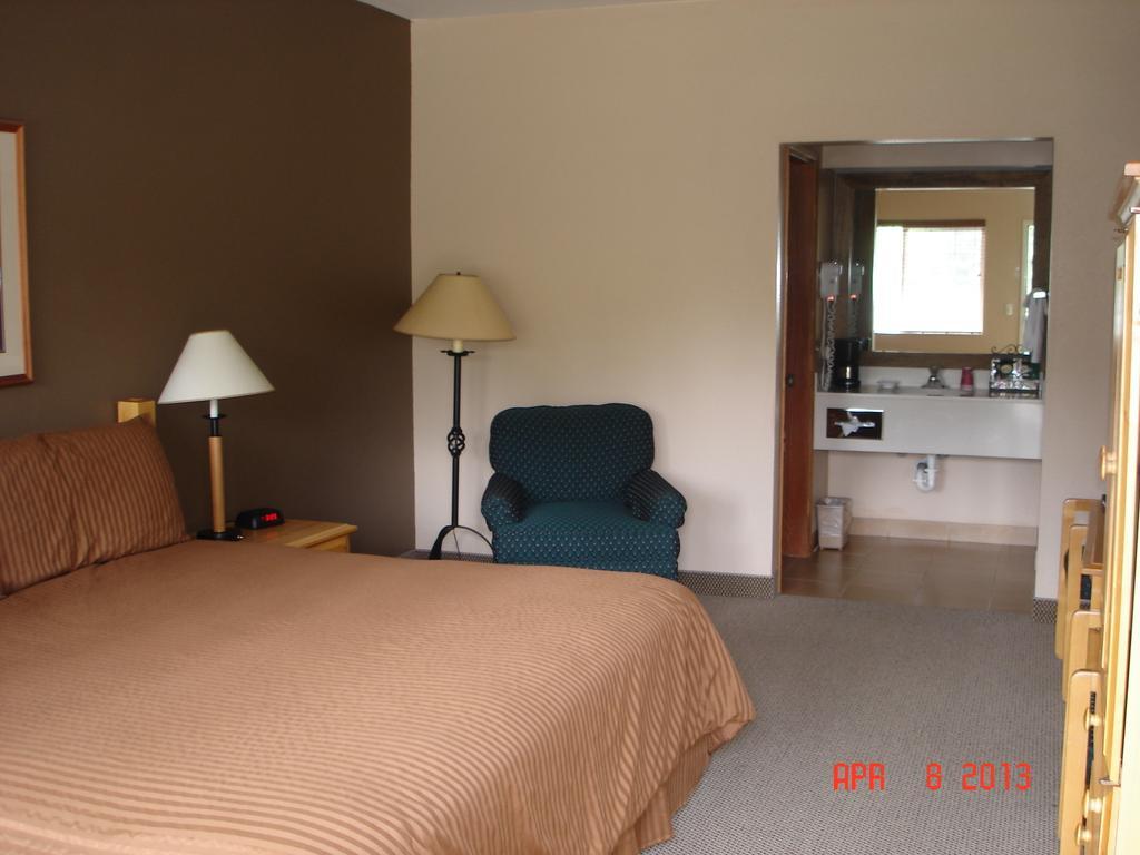 Quality Inn & Suites Silverdale Bangor-Keyport Екстер'єр фото