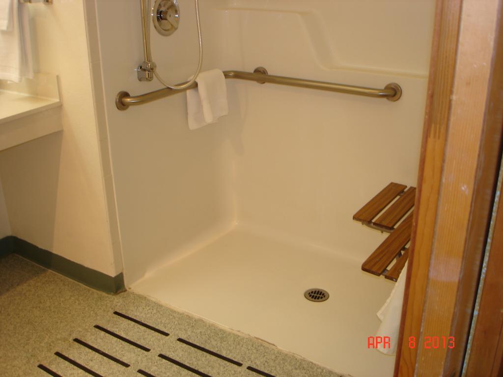 Quality Inn & Suites Silverdale Bangor-Keyport Екстер'єр фото