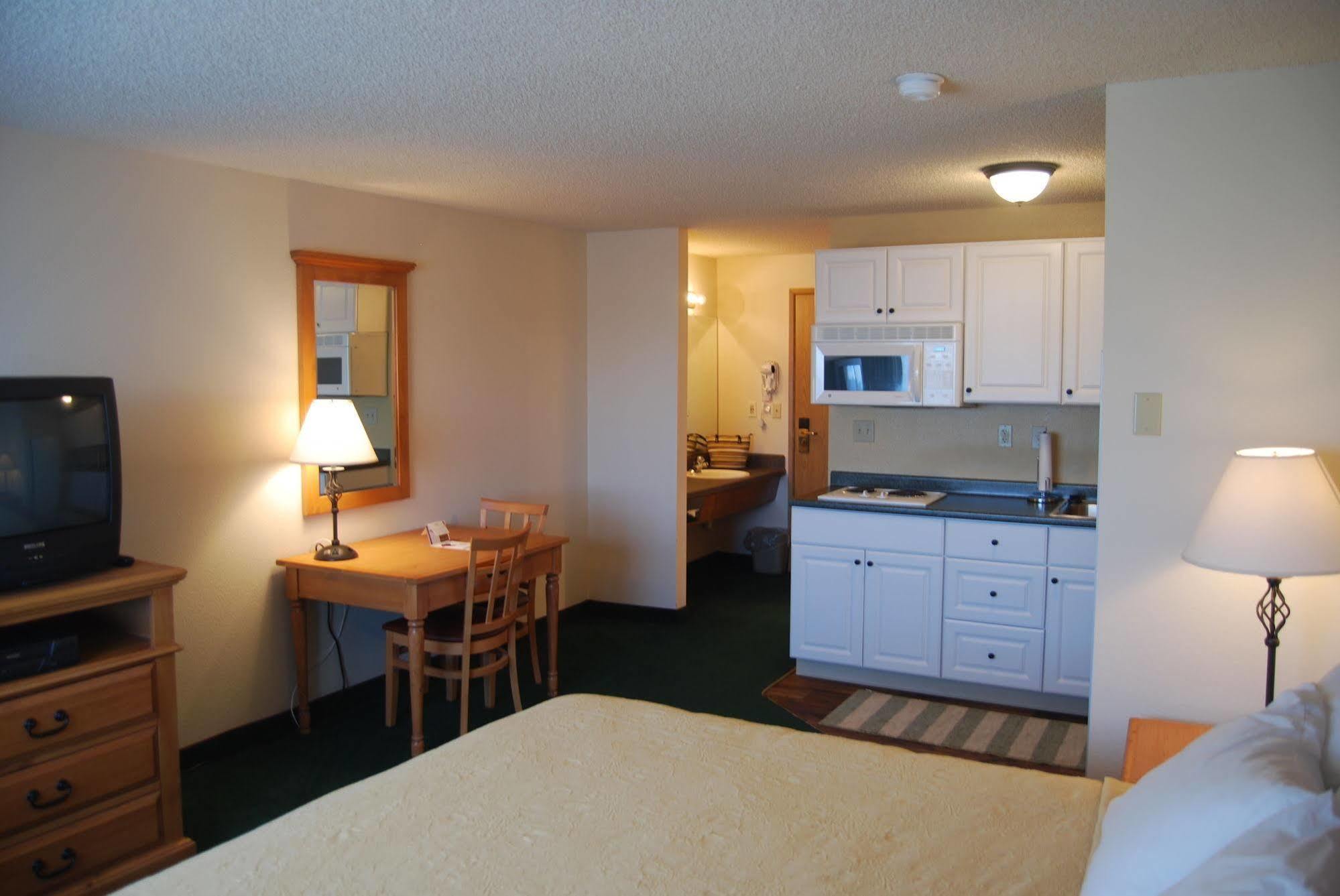 Quality Inn & Suites Silverdale Bangor-Keyport Екстер'єр фото