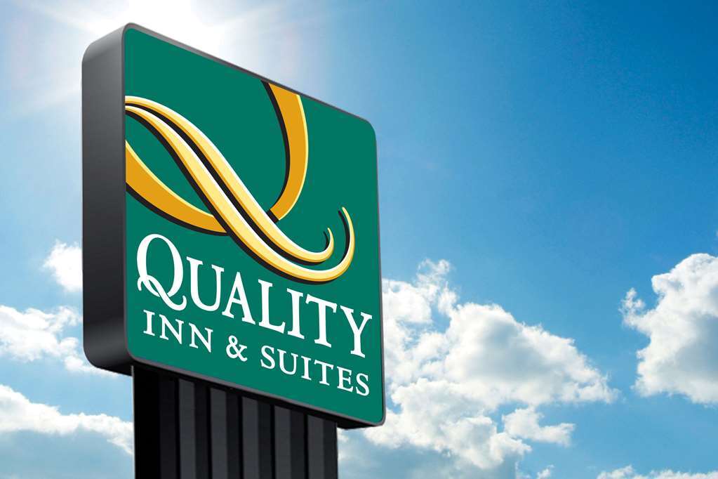 Quality Inn & Suites Silverdale Bangor-Keyport Екстер'єр фото